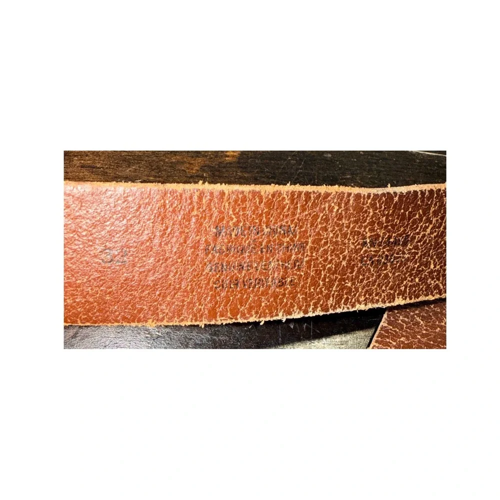 American Eagle Outfitters Mens Brown Leather Belt USR 1977 Shield Buckle Sz 32